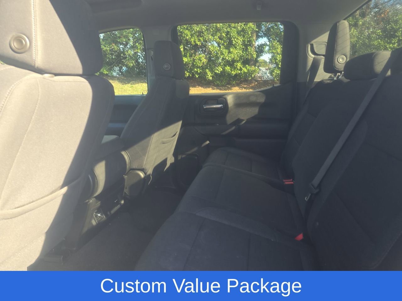 Used 2023 Chevrolet Silverado 1500 Custom image 5