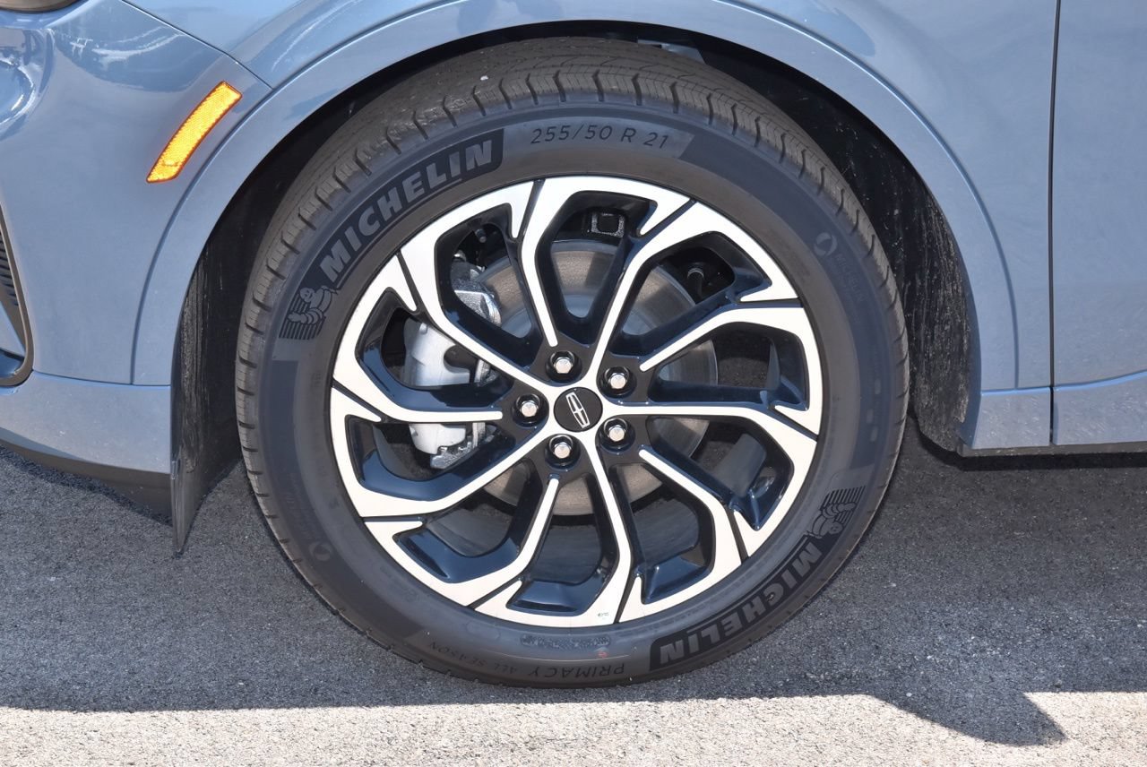 New 2026 Lincoln Nautilus Reserve AWD/4WD image 68