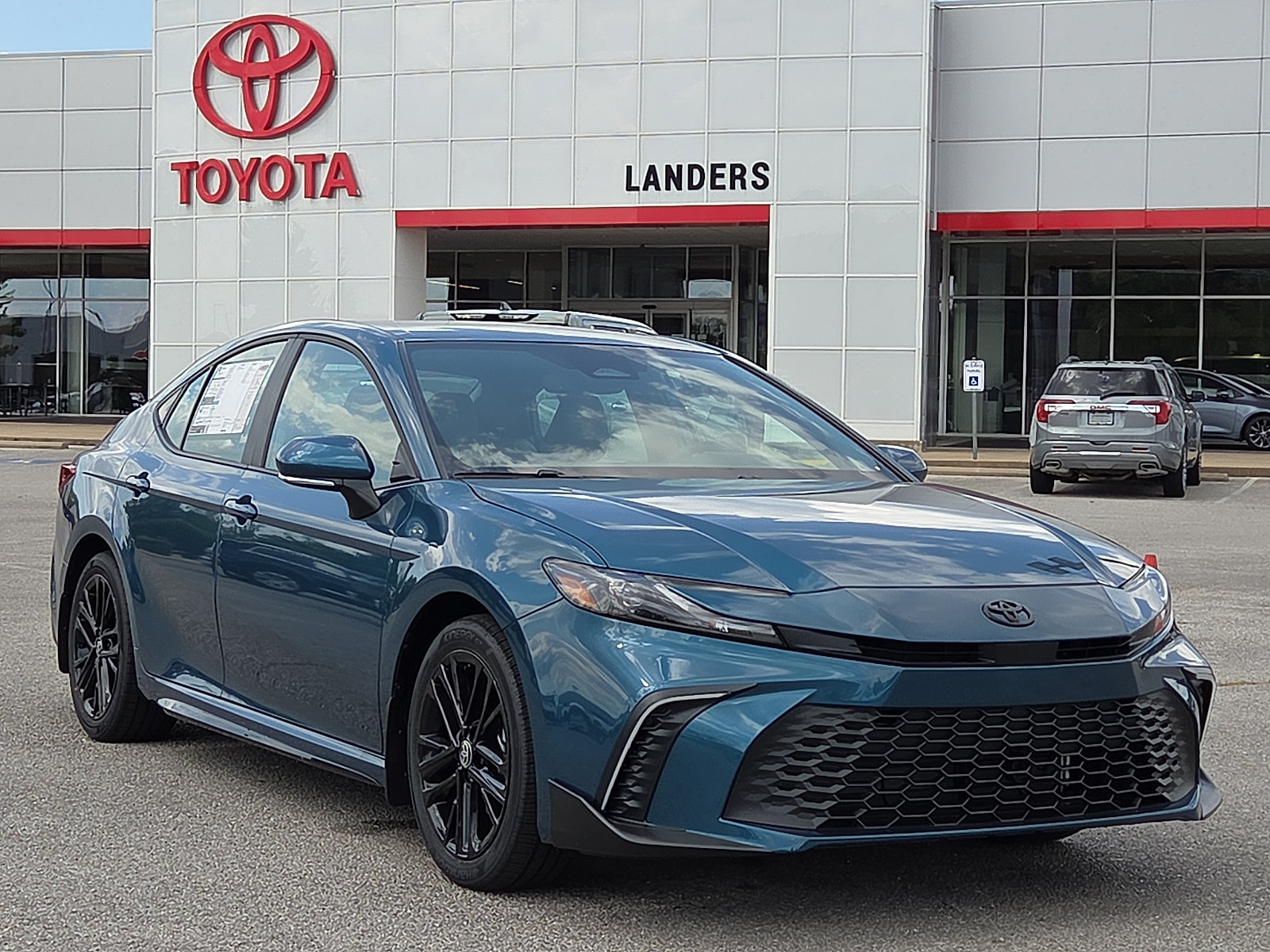 New 2026 Toyota Camry SE