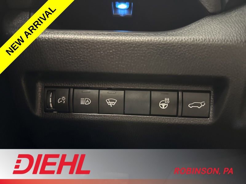 Used 2020 Toyota RAV4 XSE AWD/4WD image 24