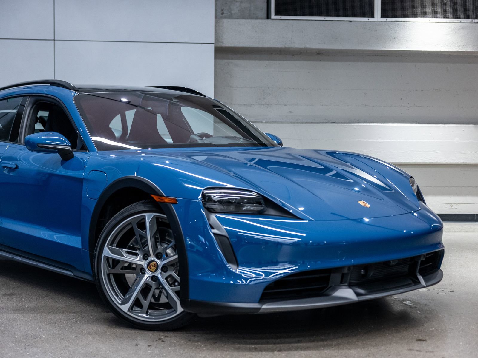 Certified 2023 Porsche Taycan Turbo AWD/4WD image 13
