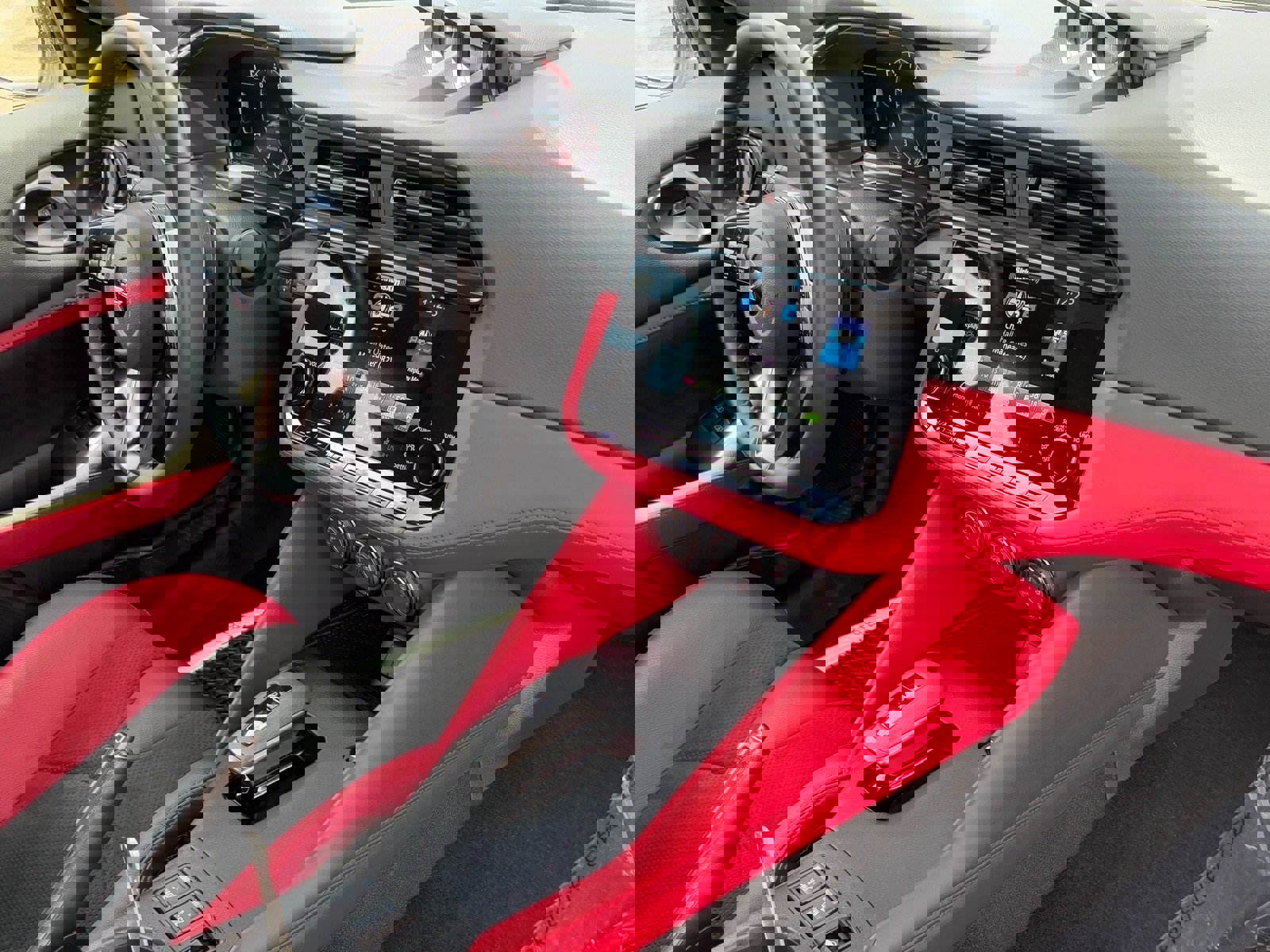 Certified 2024 Nissan Z Performance w/ Floor Mat Package image 9