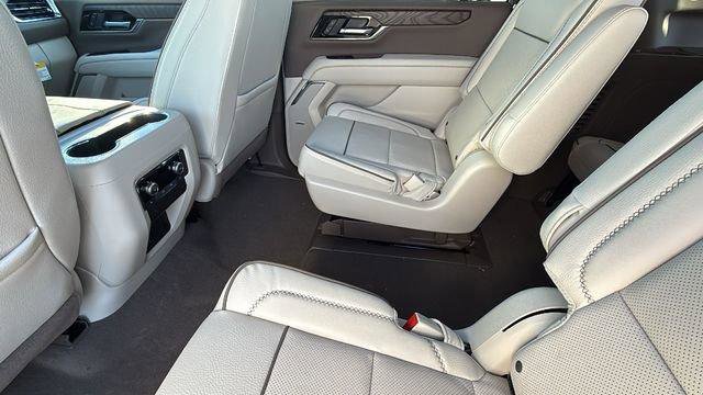 New 2026 GMC Yukon XL Denali w/ LPO, Illumination Package image 24