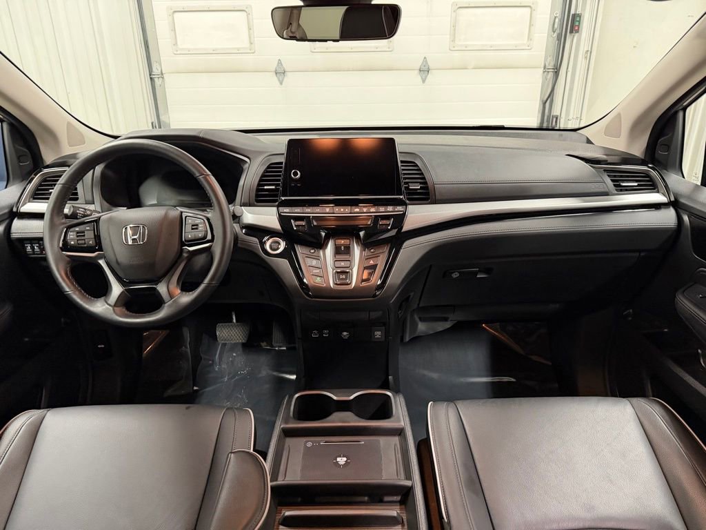 Used 2025 Honda Odyssey Touring image 24