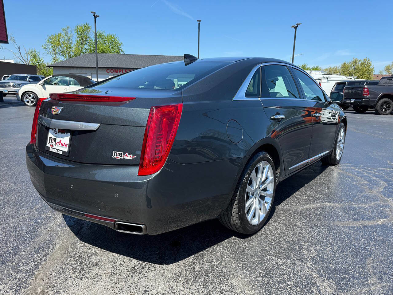 Used 2017 Cadillac XTS Luxury w/ Driver Awareness Package image 7