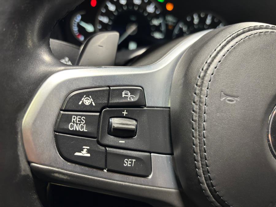 Used 2018 BMW 540i xDrive image 17