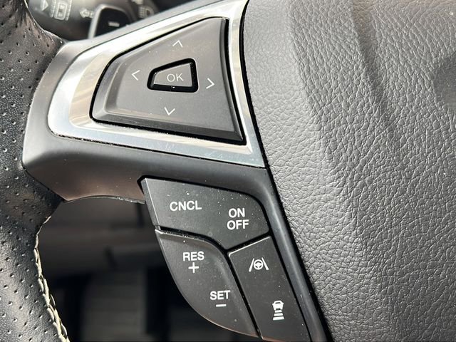 Used 2022 Ford Edge ST w/ Equipment Group 401A AWD/4WD image 22