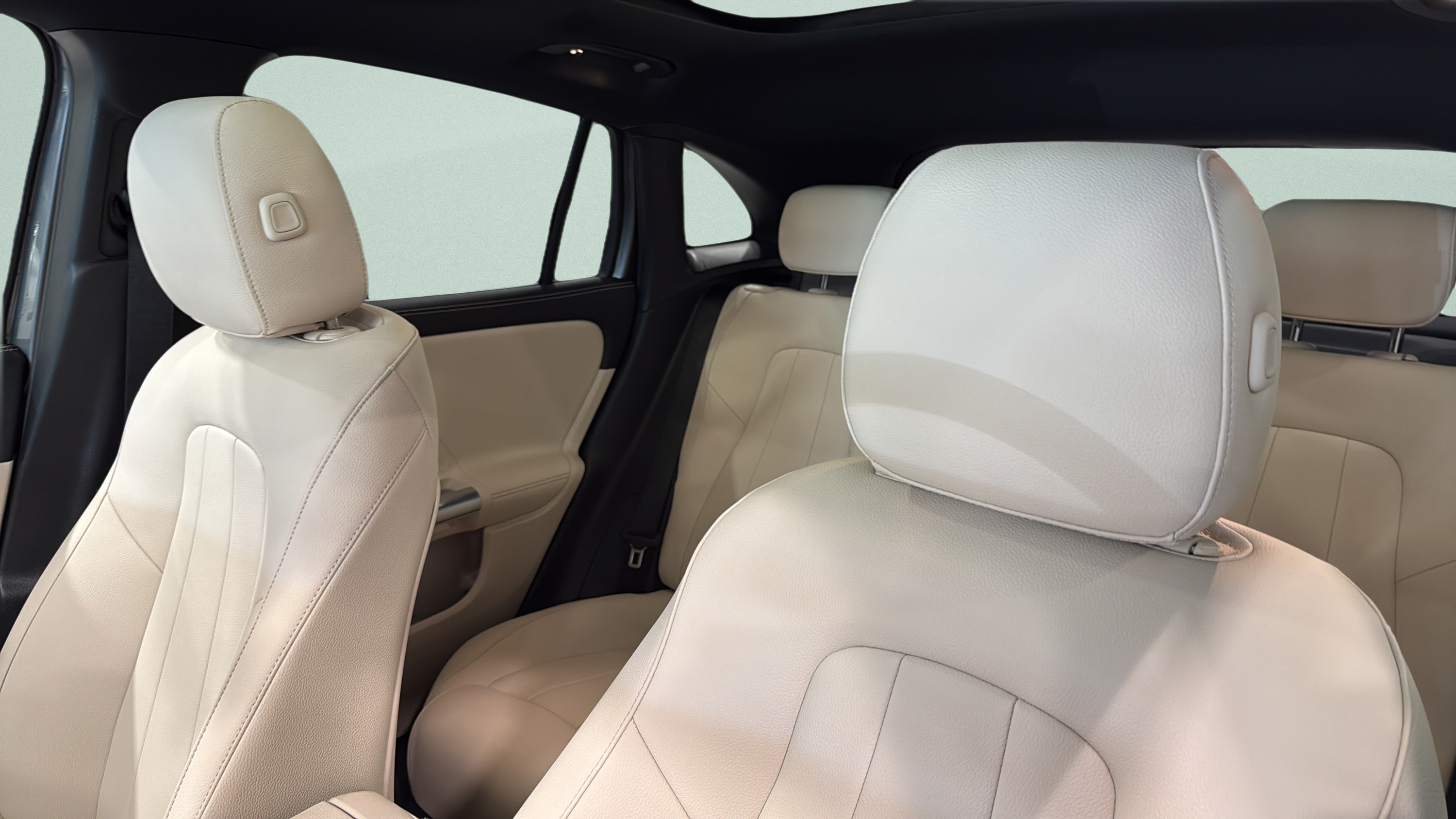 New 2026 Mercedes-Benz GLA 250 image 18