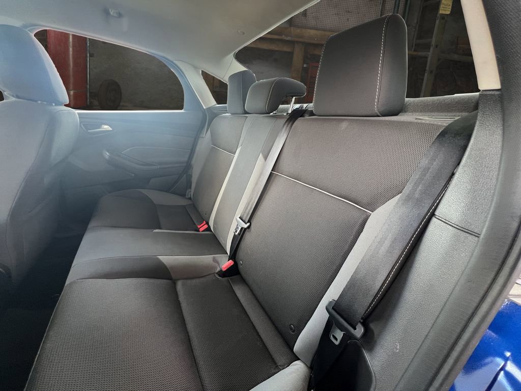 Used 2012 Ford Focus SE image 11