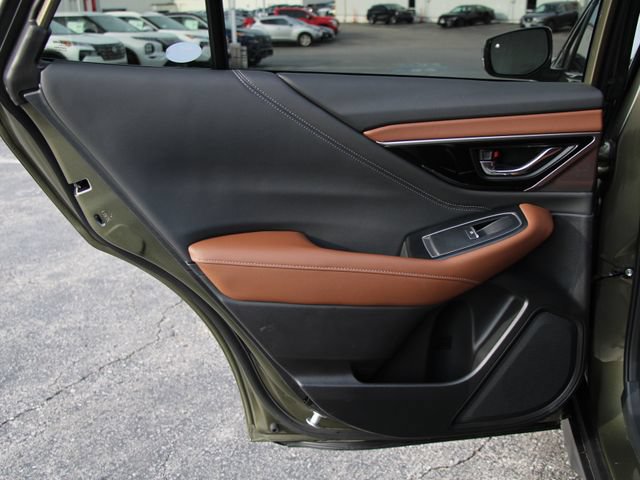 Used 2025 Subaru Outback Touring XT AWD/4WD image 26