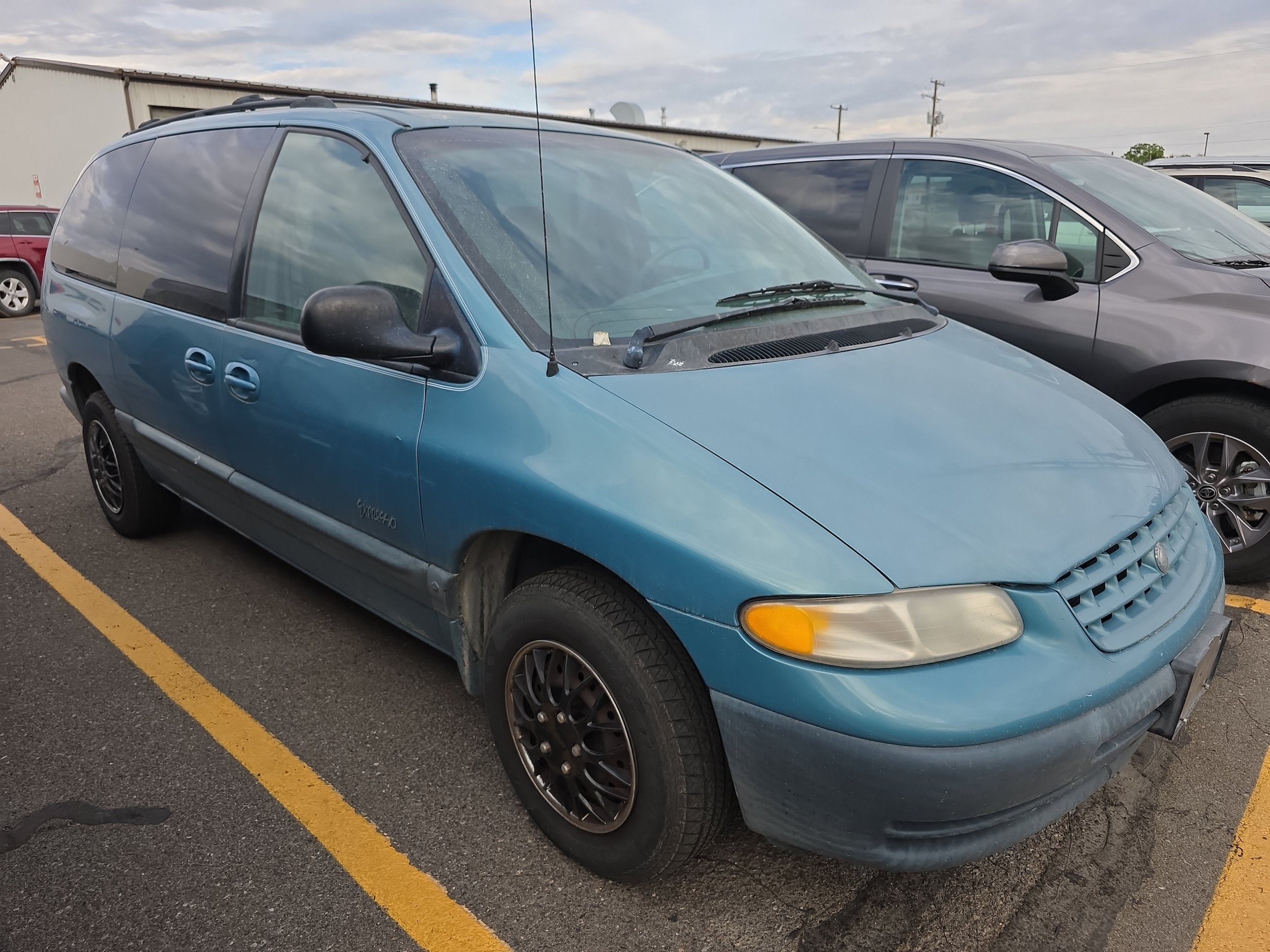 Used 1998 Plymouth Grand Voyager