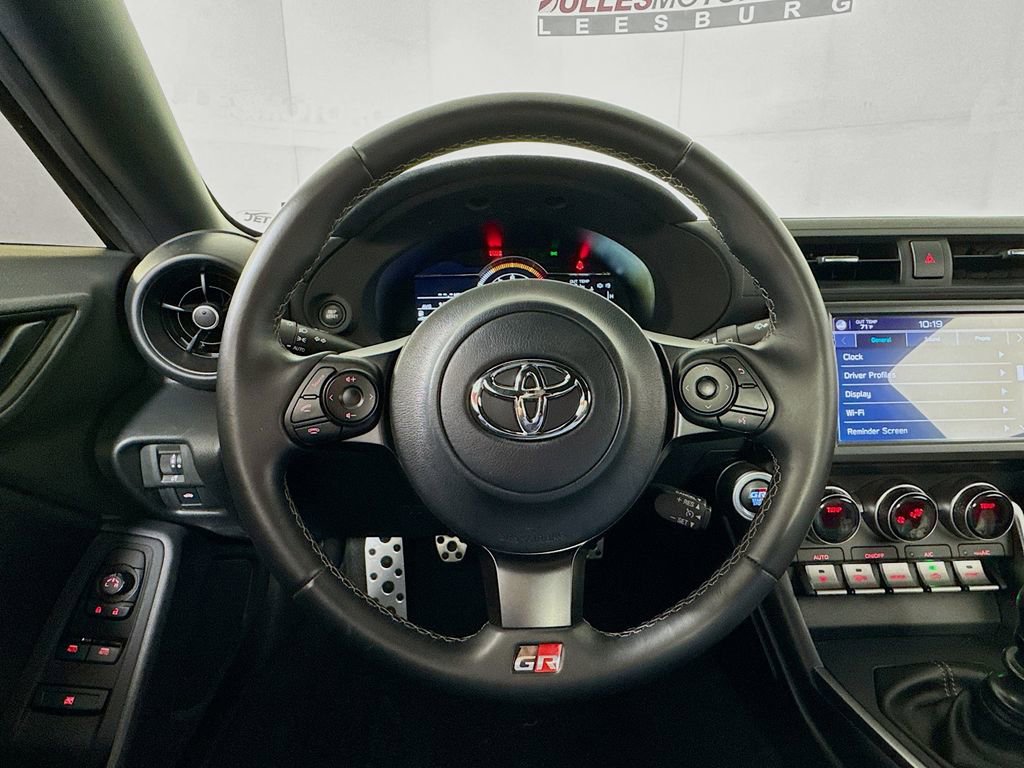 Used 2023 Toyota GR86 Premium w/ ALL Weather Mat Package (TMS) image 11
