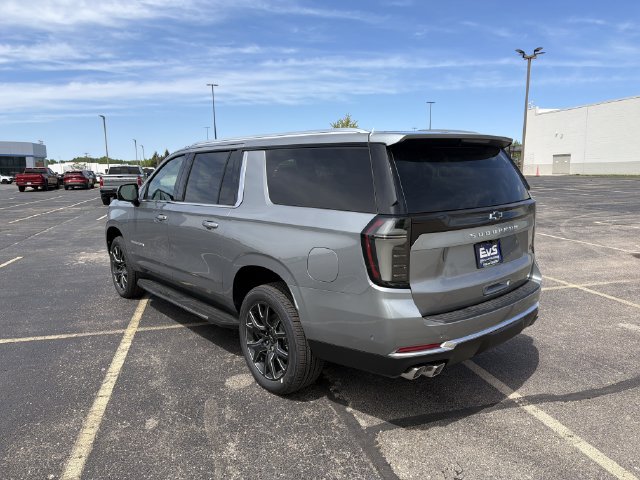 New 2026 Chevrolet Suburban High Country w/ Sun And Tow Package AWD/4WD image 7