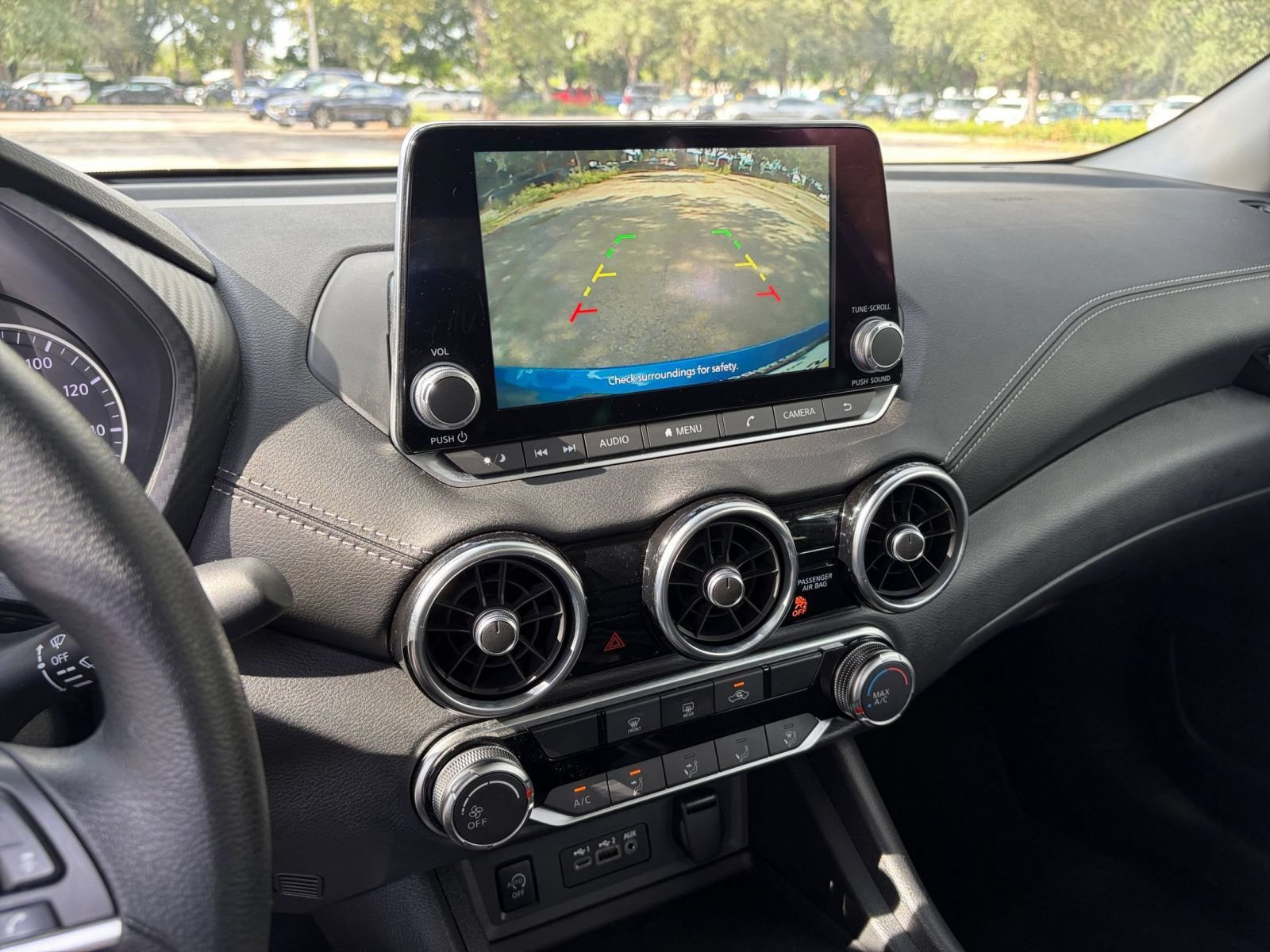 Used 2025 Nissan Sentra SV FWD image 16