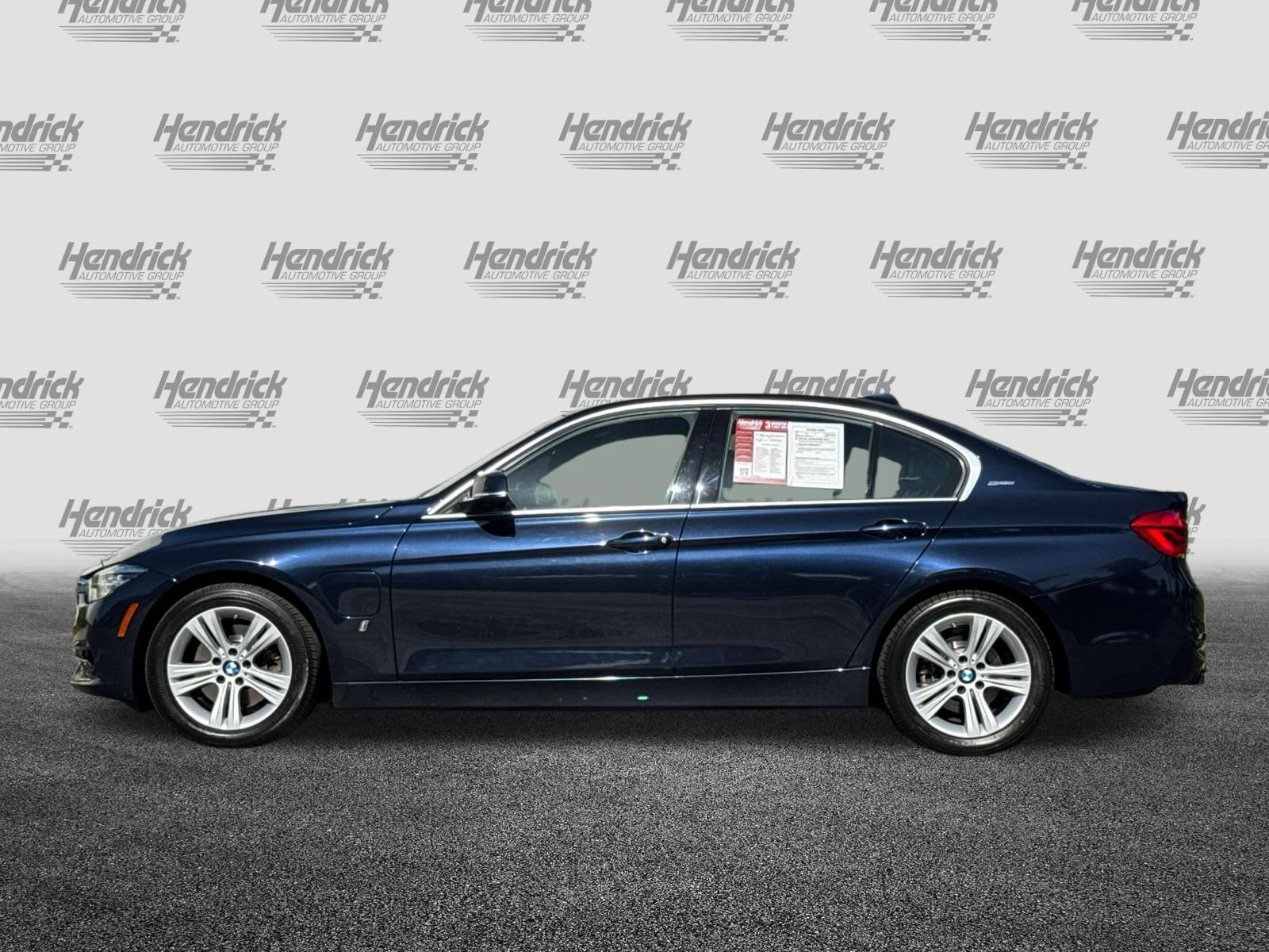 Used 2017 BMW 330e RWD image 8