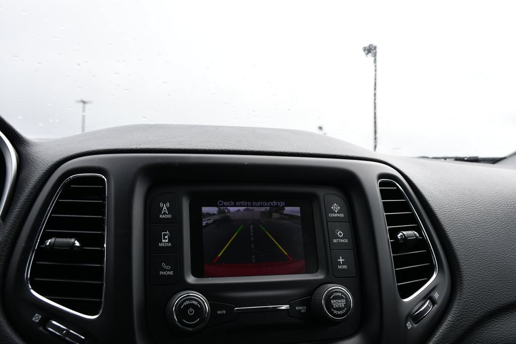 Used 2018 Jeep Compass Sport AWD/4WD image 19