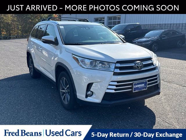 Used 2019 Toyota Highlander XLE AWD/4WD image 1