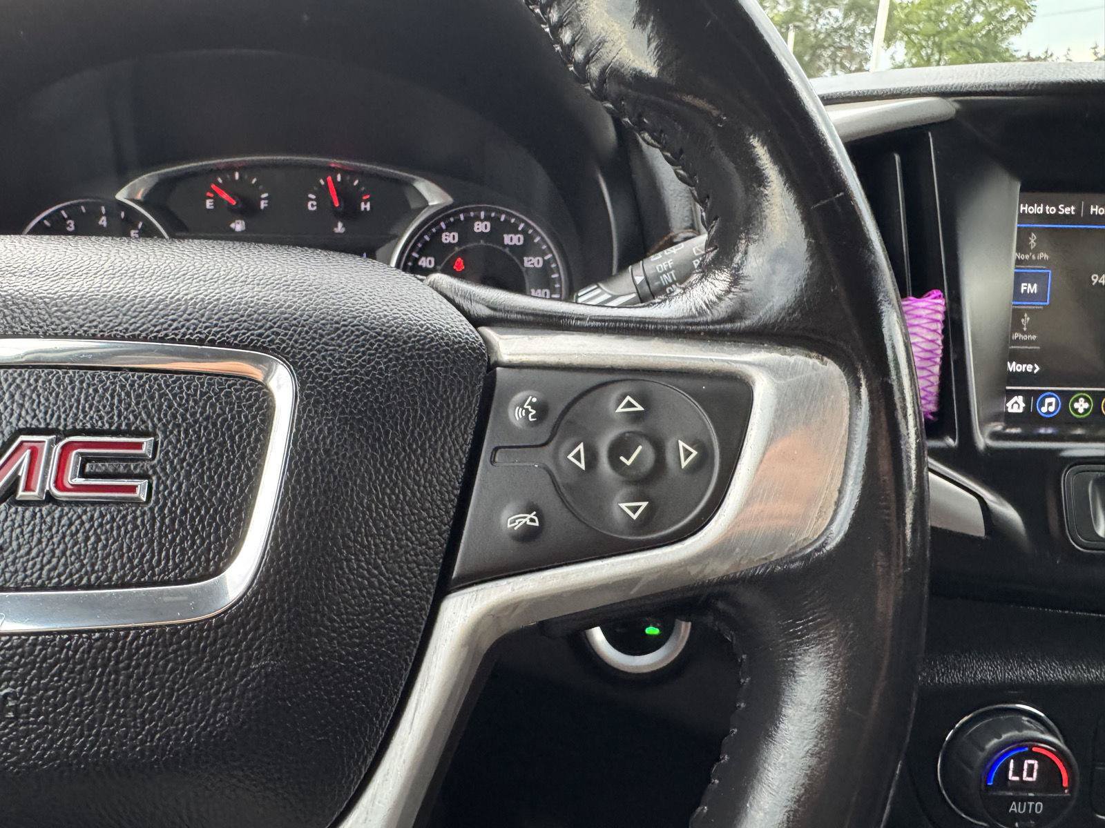 Used 2019 GMC Terrain SLE w/ Driver Convenience Package FWD image 26
