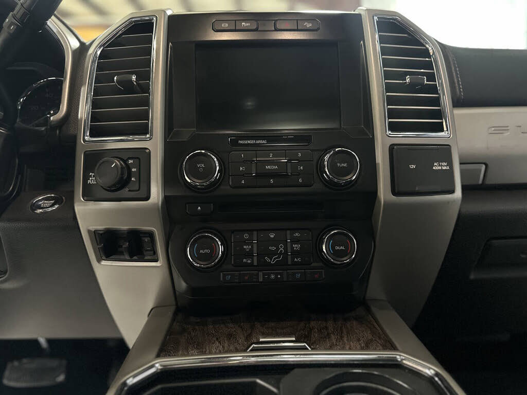 Used 2017 Ford F250 Lariat w/ Lariat Ultimate Package image 21