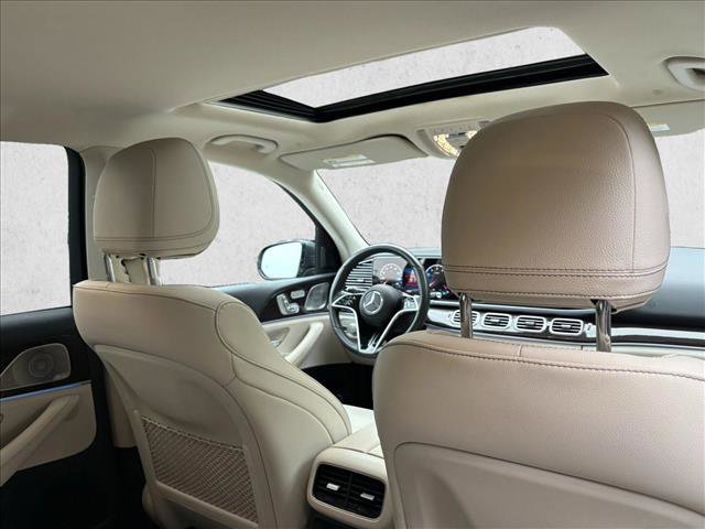 Used 2024 Mercedes-Benz GLE 350 4MATIC image 17