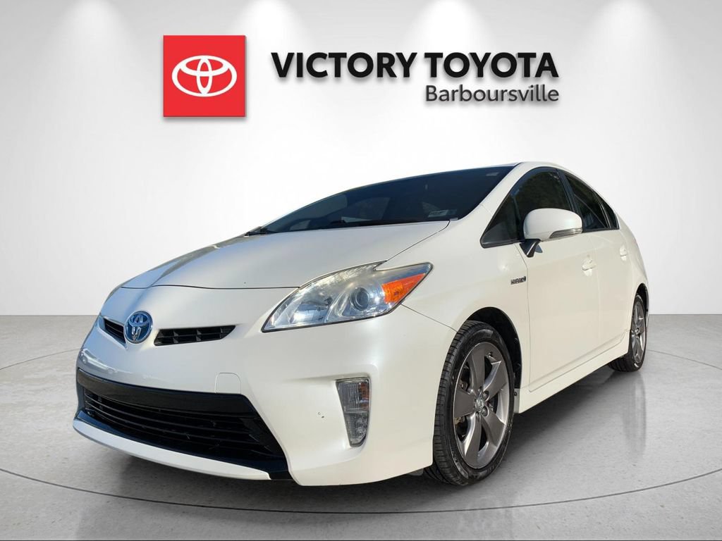 Used 2015 Toyota Prius Persona Series FWD image 1