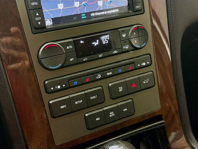 Used 2013 Lincoln Navigator 4WD w/ HD Trailer Tow Pkg image 18