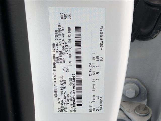 Used 2021 Ford F550 2WD Crew Cab Super Duty image 21