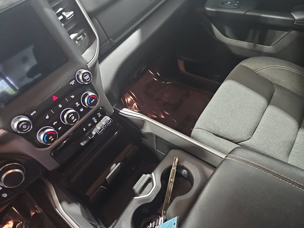 Used 2020 RAM 1500 Big Horn AWD/4WD image 26
