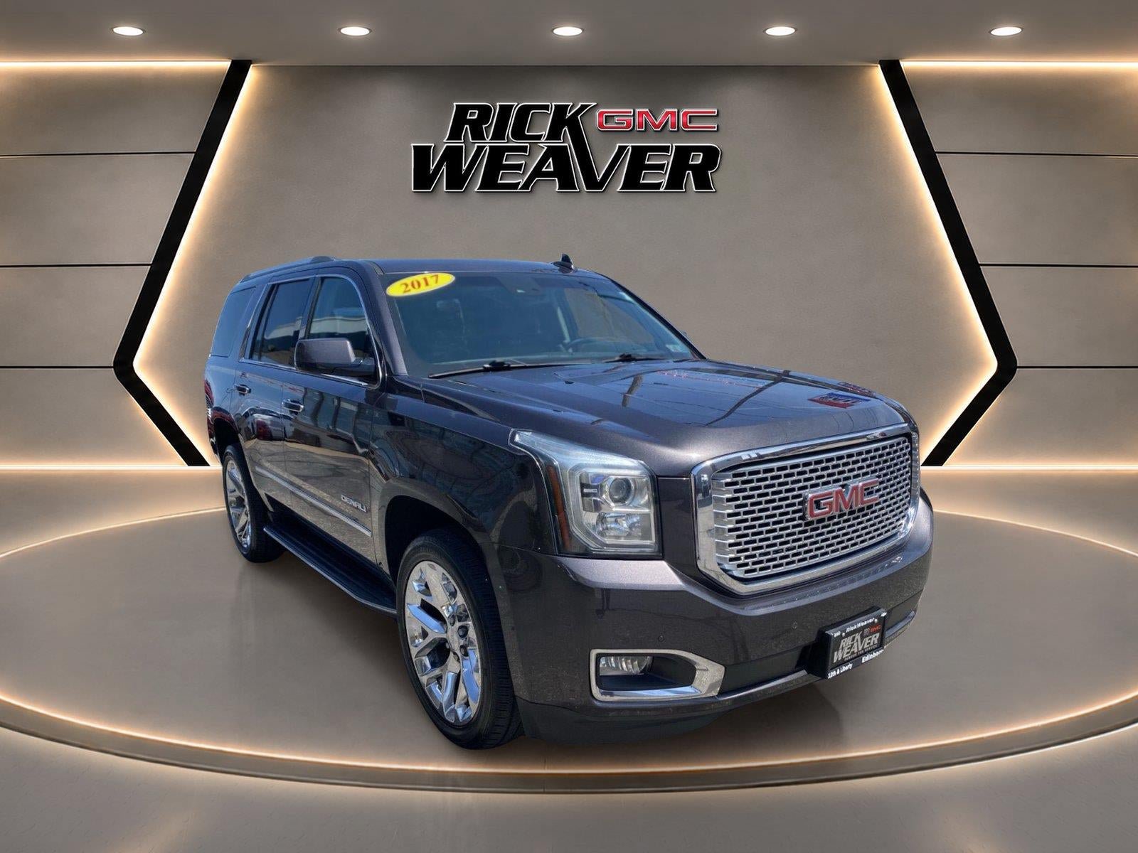 Used 2017 GMC Yukon Denali w/ Open Road Package AWD/4WD image 11