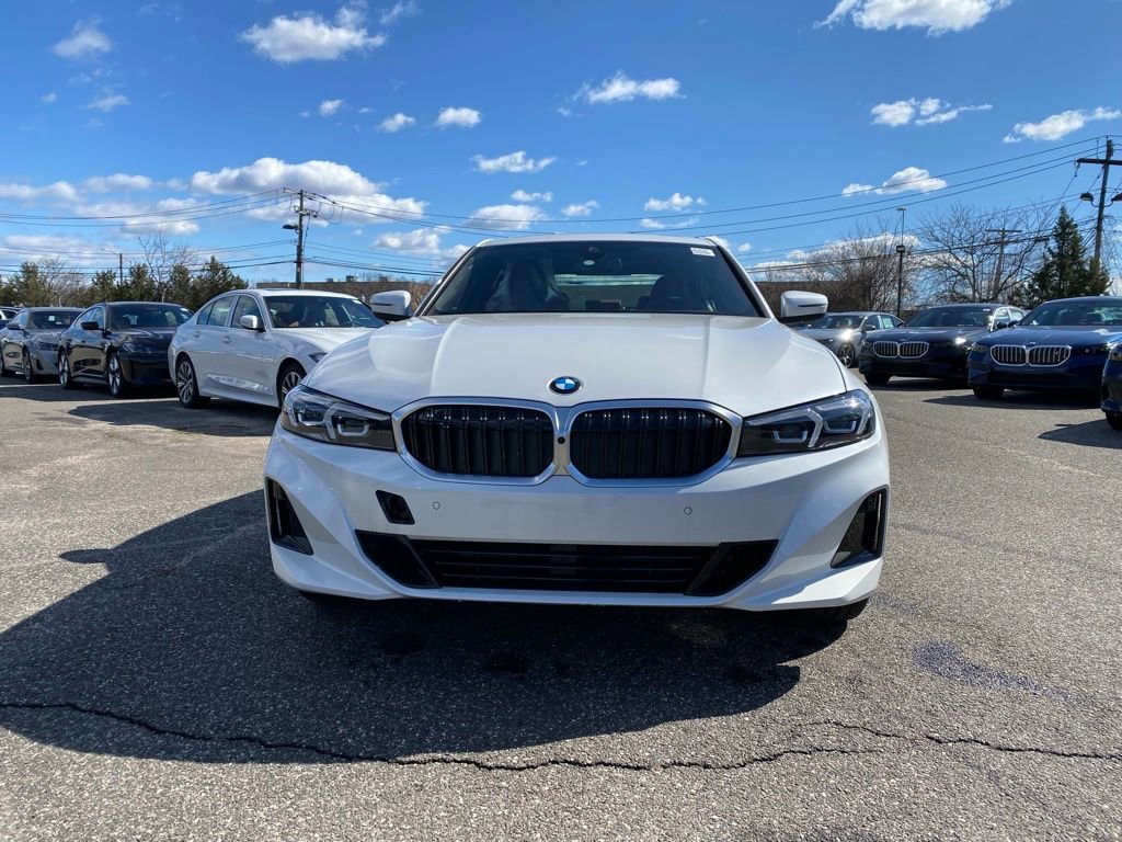 New 2026 BMW 330i xDrive Sedan w/ Convenience Package image 2