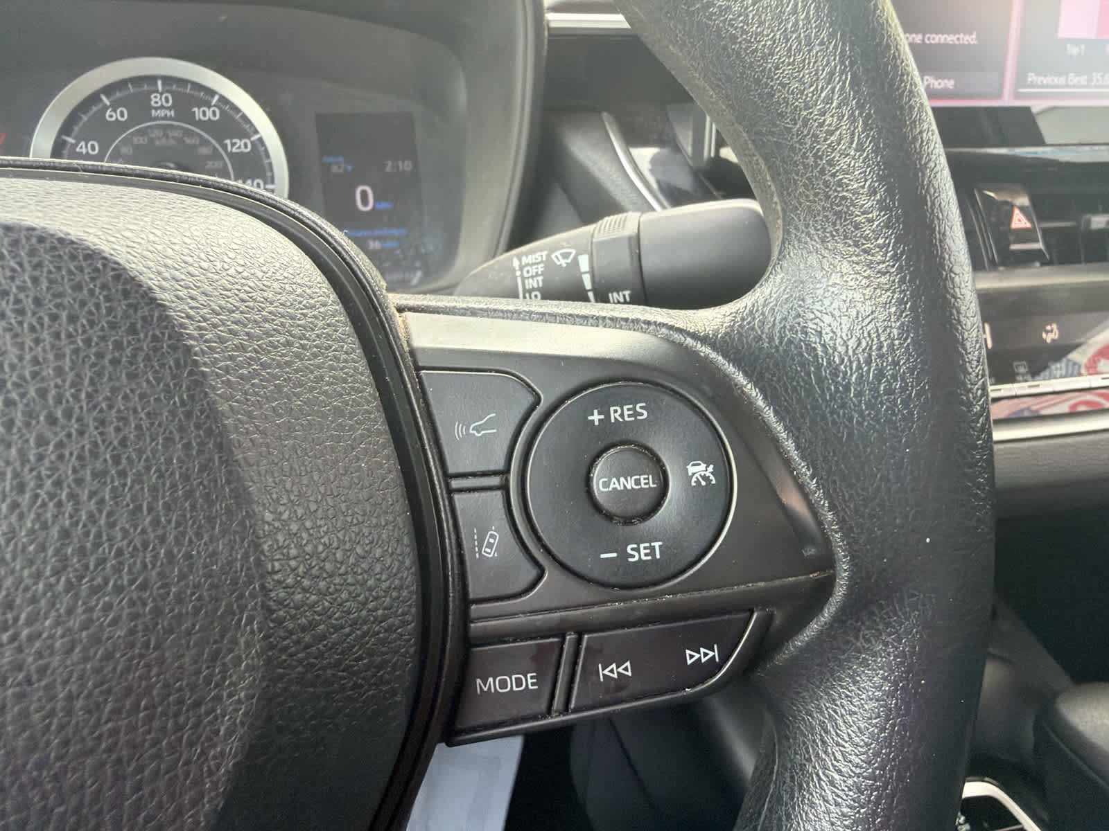 Used 2022 Toyota Corolla LE FWD image 23