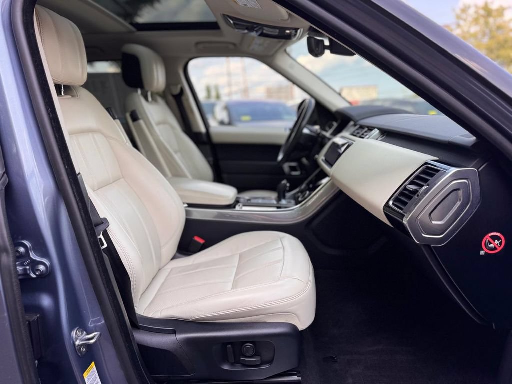Used 2019 Land Rover Range Rover Sport HSE AWD/4WD image 29