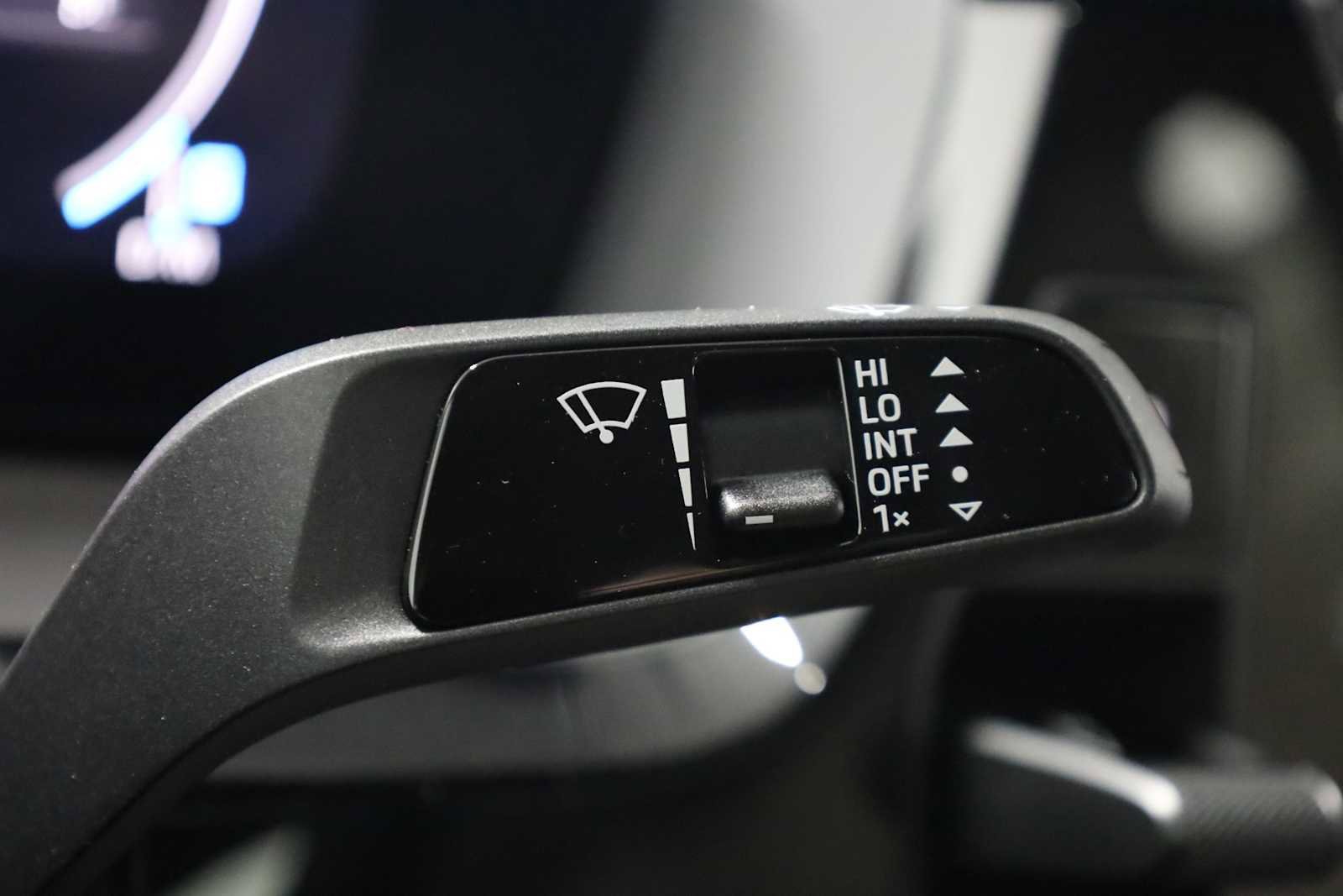 New 2025 Porsche Panamera 4 image 28