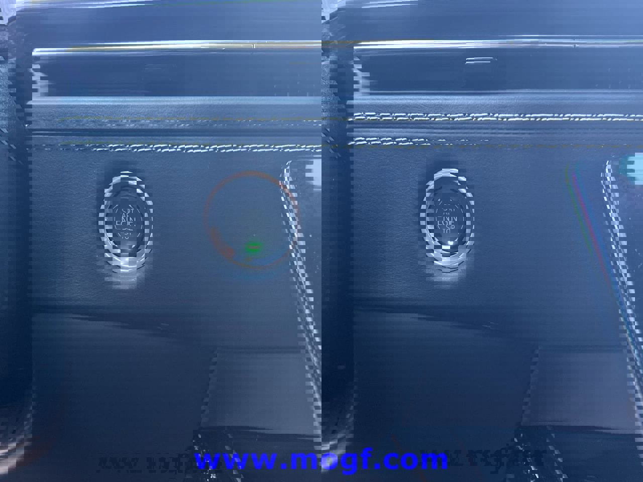 Used 2025 Cadillac Escalade V AWD/4WD image 9