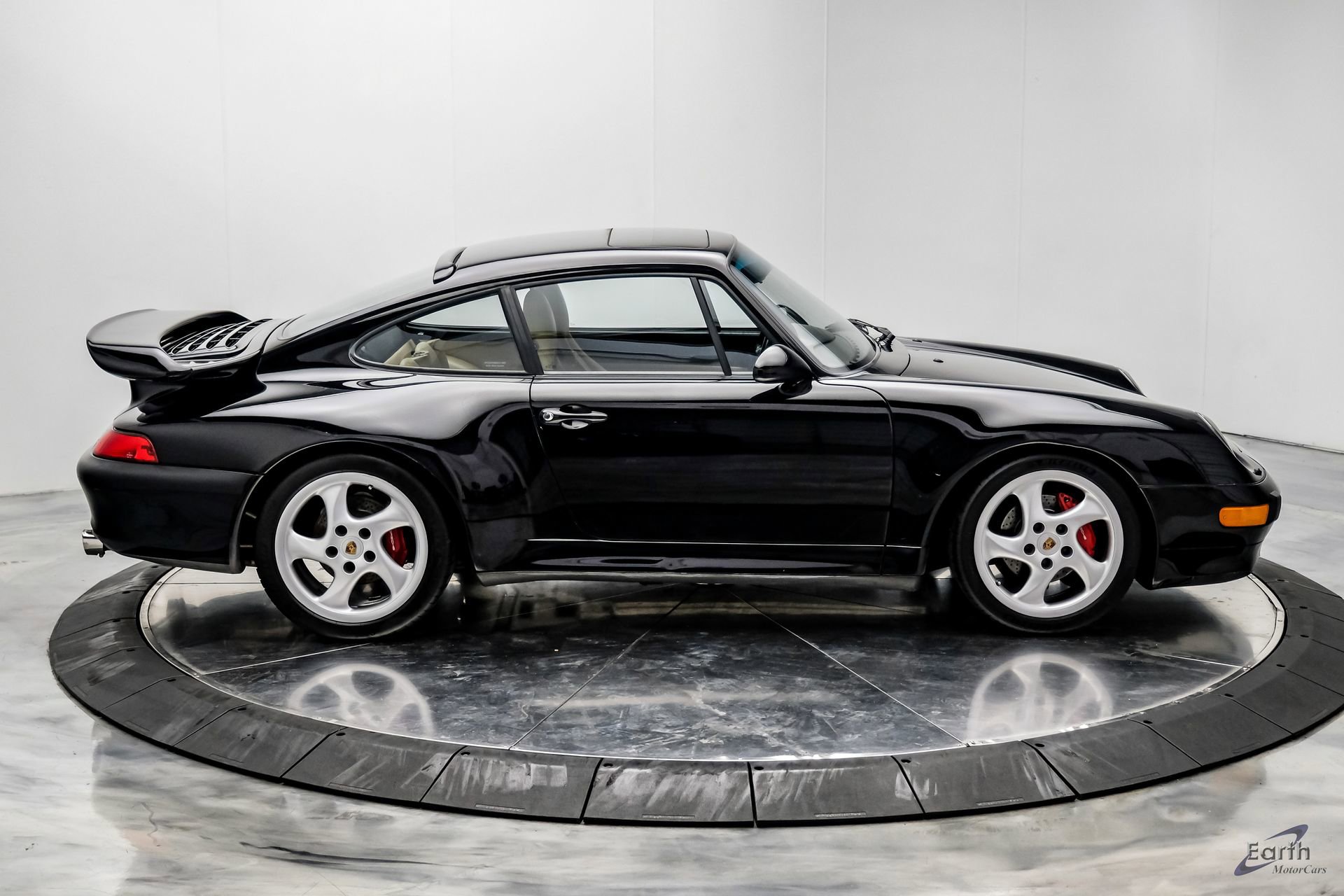 Used 1997 Porsche 911 Carrera S image 26