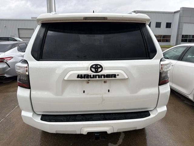 Used 2016 Toyota 4Runner SR5 AWD/4WD image 7