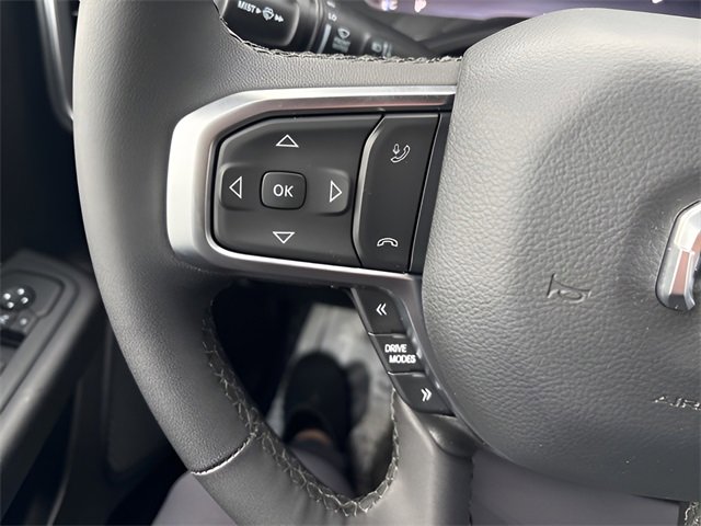 New 2026 RAM 1500 4x4 Crew Cab image 10