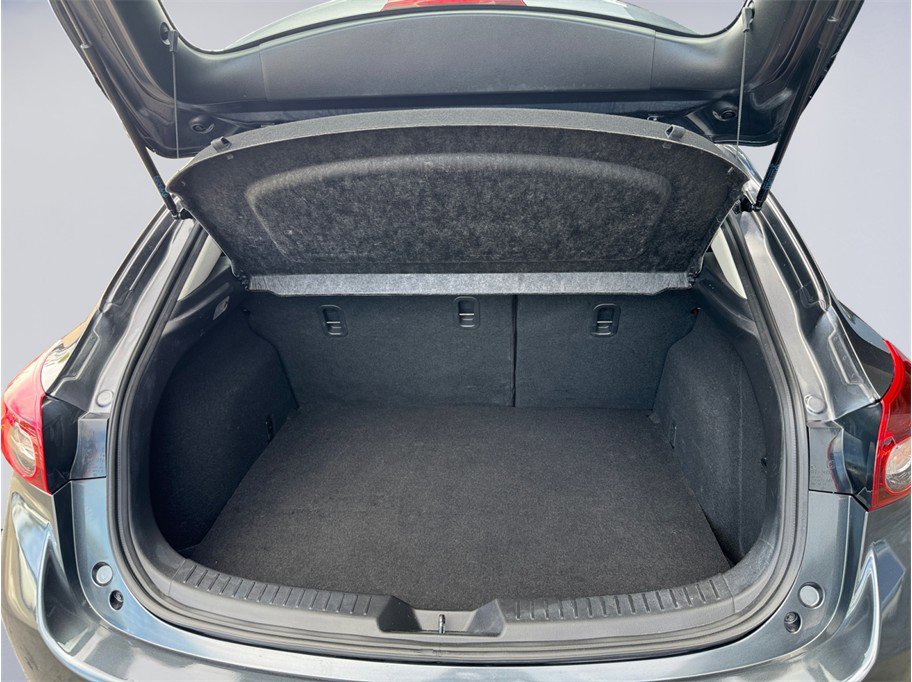 Used 2014 MAZDA MAZDA3 i Touring image 23
