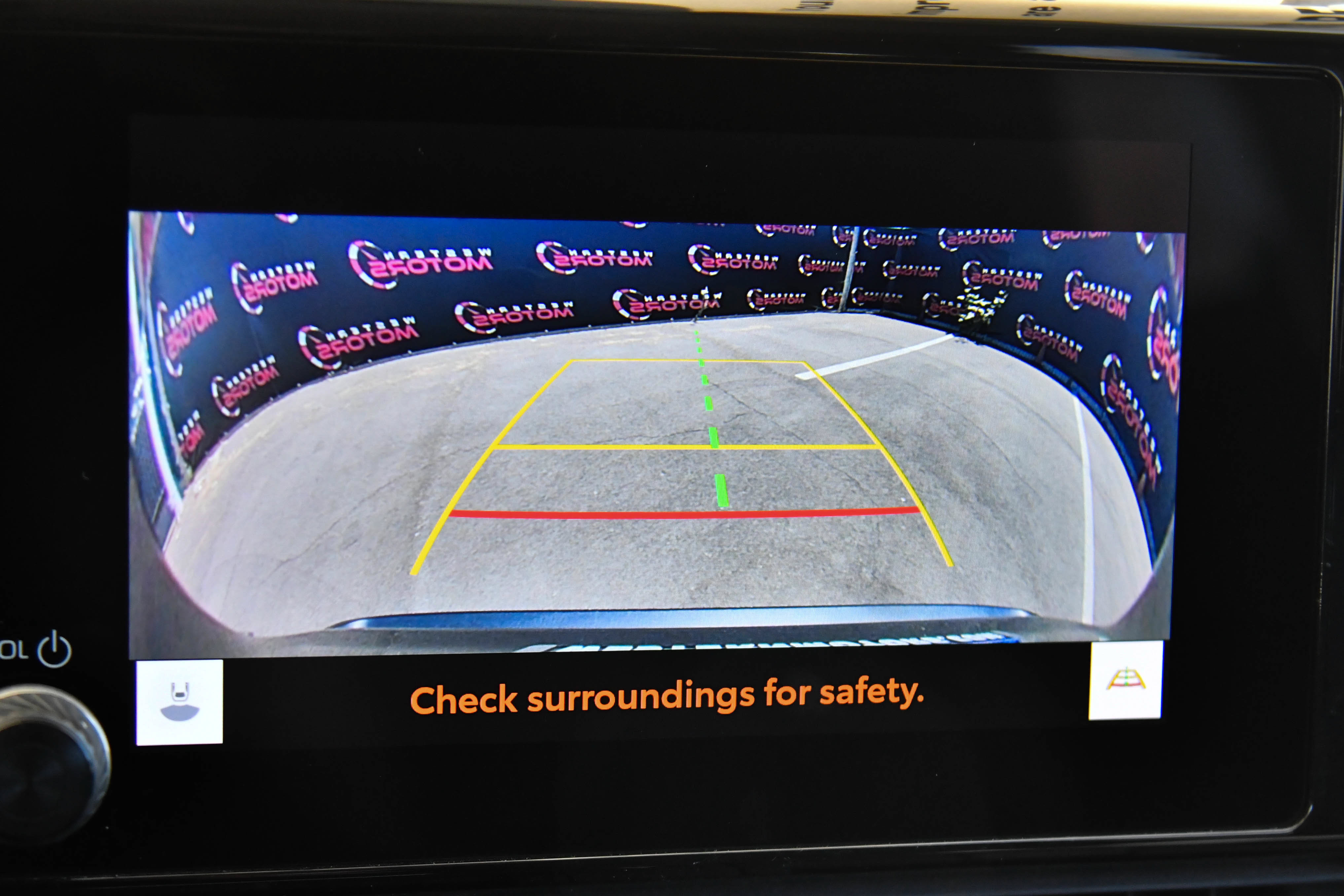 Used 2024 Toyota RAV4 XLE FWD image 19