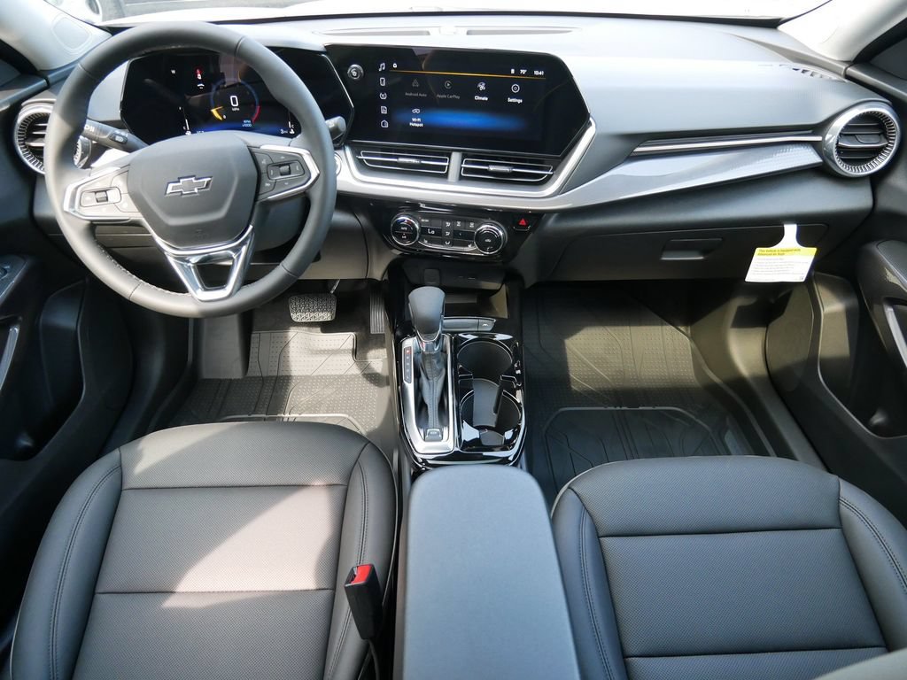 New 2026 Chevrolet Trax ACTIV w/ Sunroof Package FWD image 18