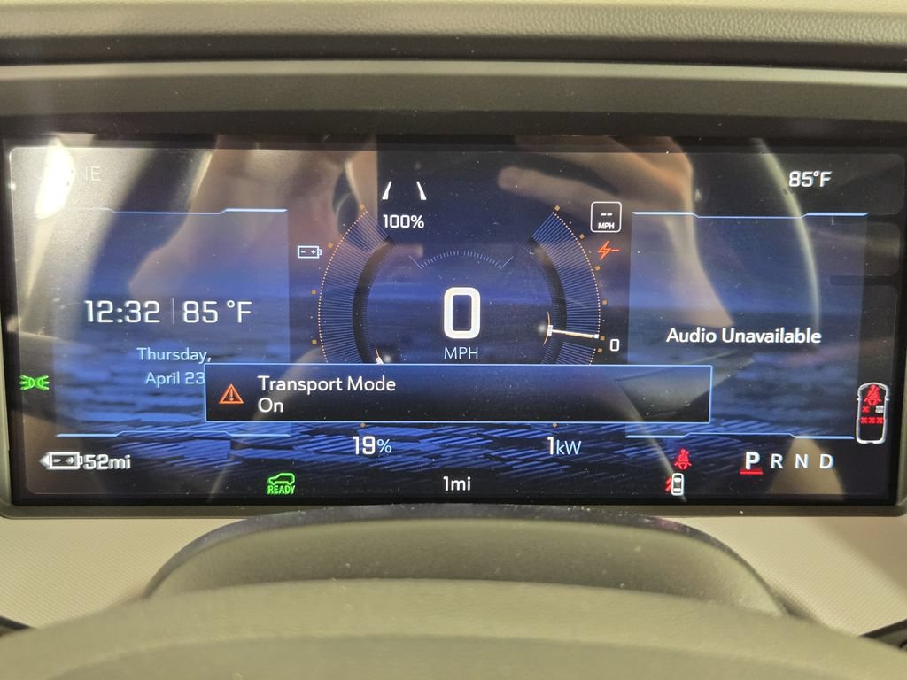 New 2027 Chevrolet Bolt LT w/ Comfort Package FWD image 17