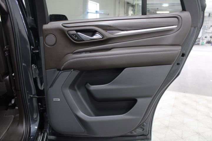 Used 2021 GMC Yukon Denali w/ LPO, Illumination Package AWD/4WD image 29