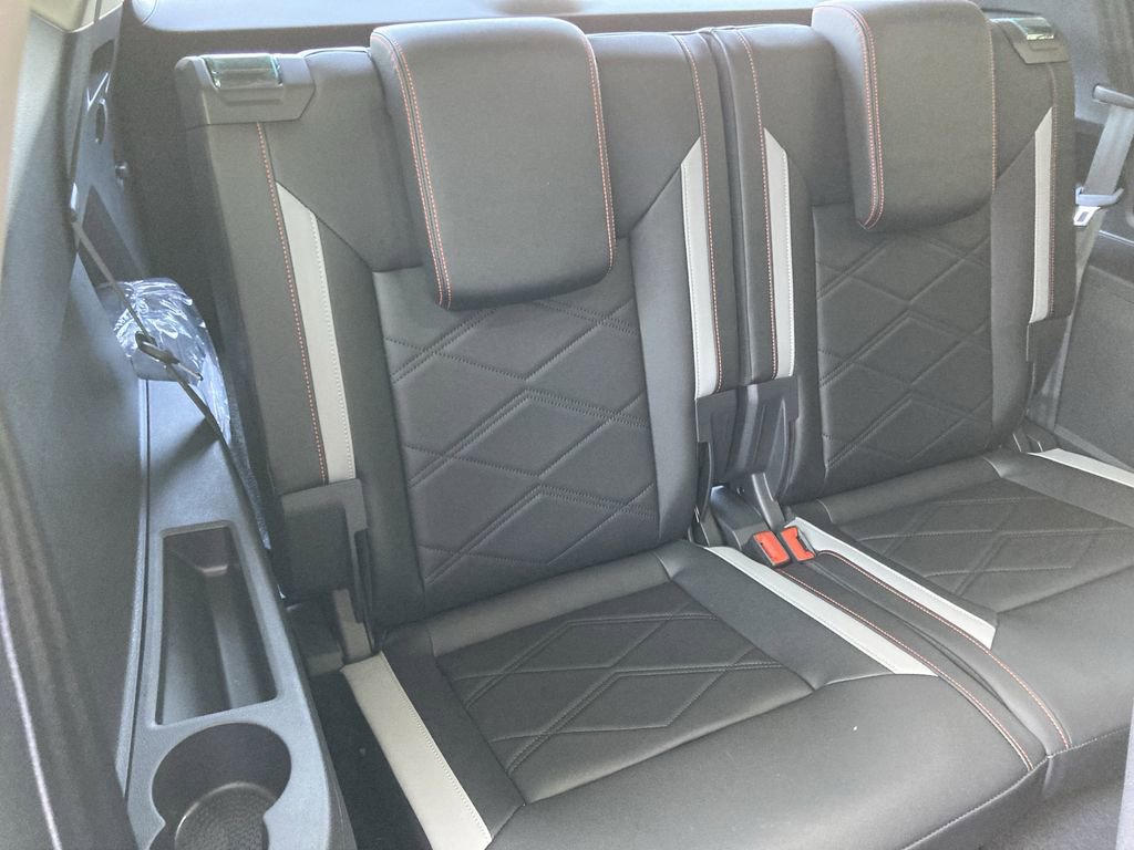 New 2026 Volkswagen Atlas Peak Edition image 38