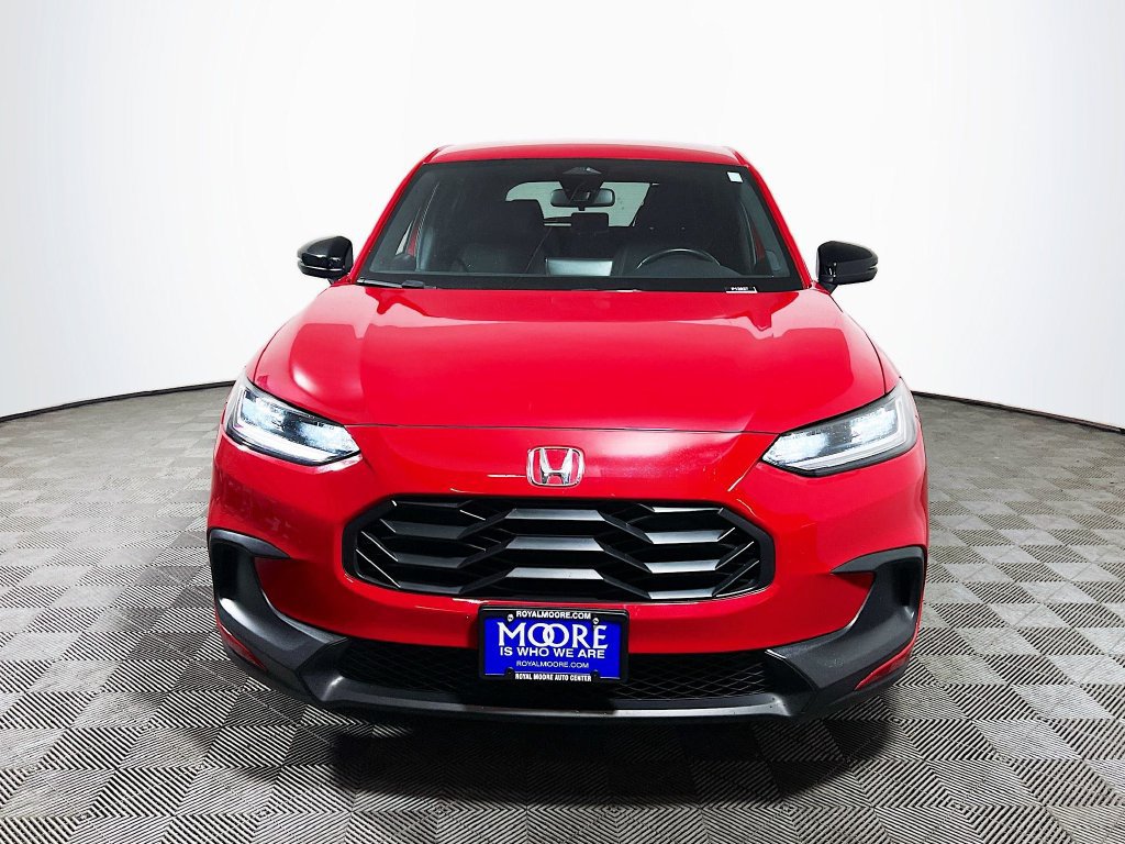 Used 2025 Honda HR-V Sport image 2