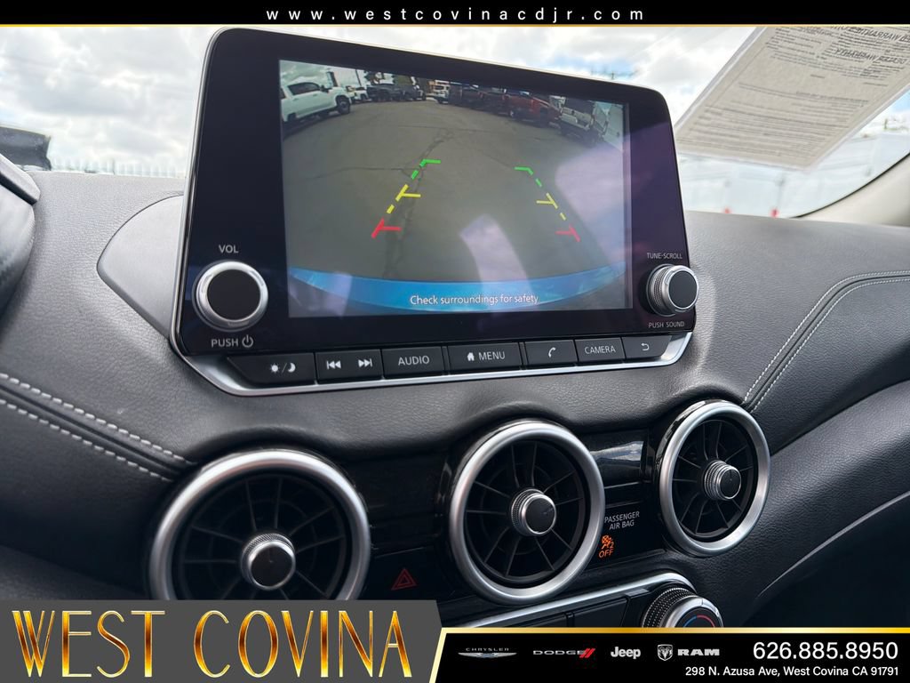 Used 2025 Nissan Sentra SV FWD image 17