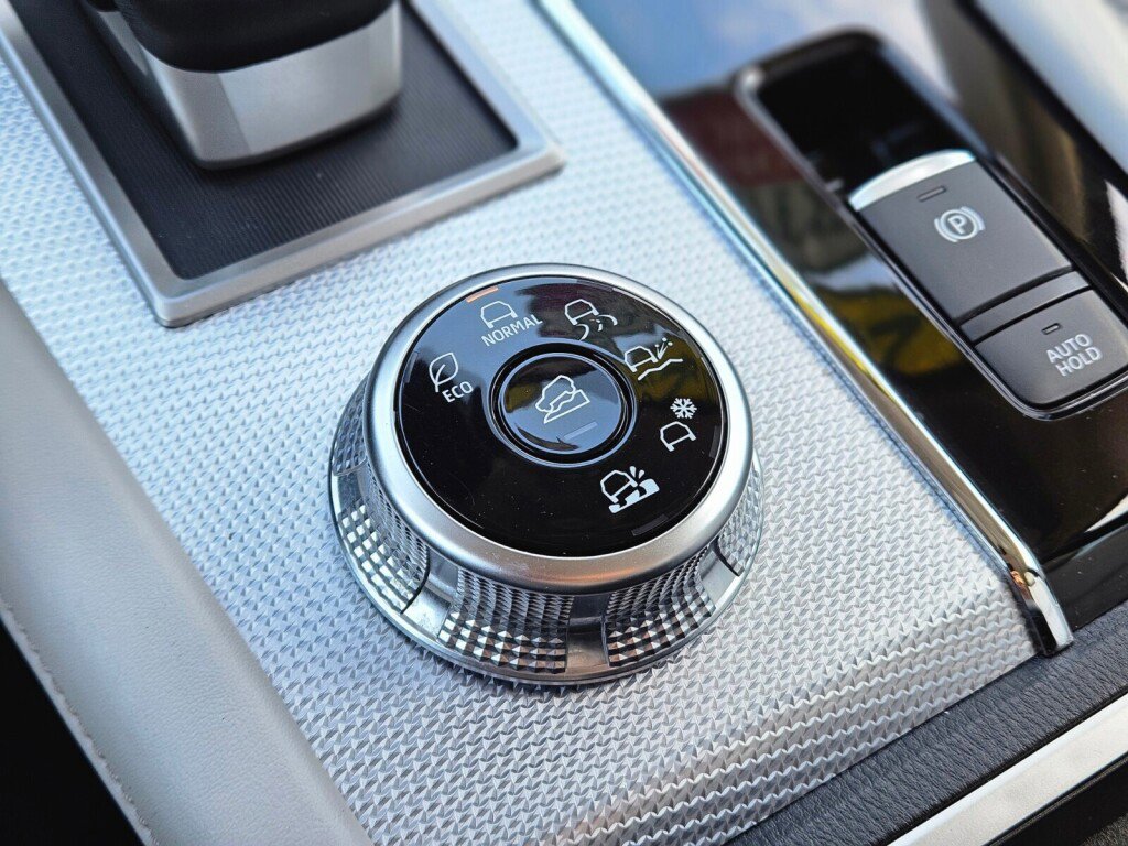 Used 2023 Mitsubishi Outlander SEL image 22