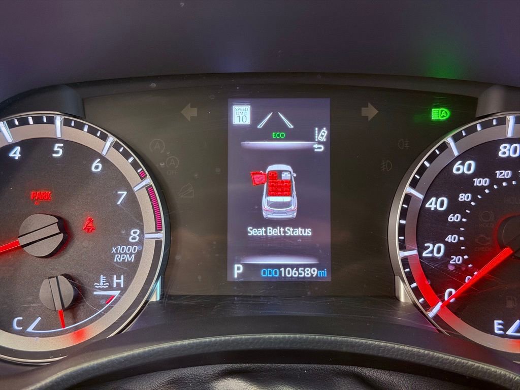 Used 2021 Toyota Highlander L AWD/4WD image 23