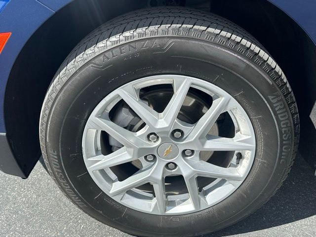 Used 2022 Chevrolet Equinox LT w/ LPO, Cargo Package AWD/4WD image 31