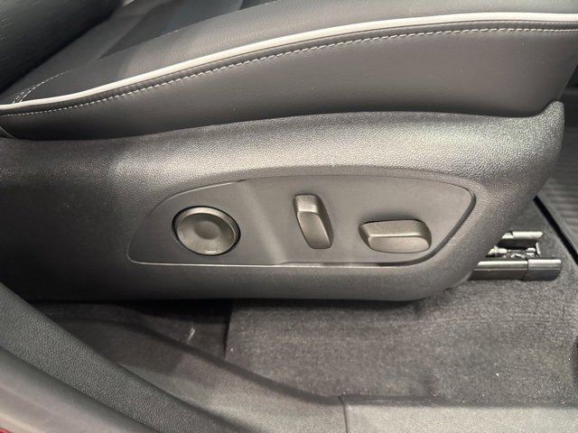 Certified 2025 Buick Enclave Sport Touring w/ Trailering Package, 5000 lbs. image 14