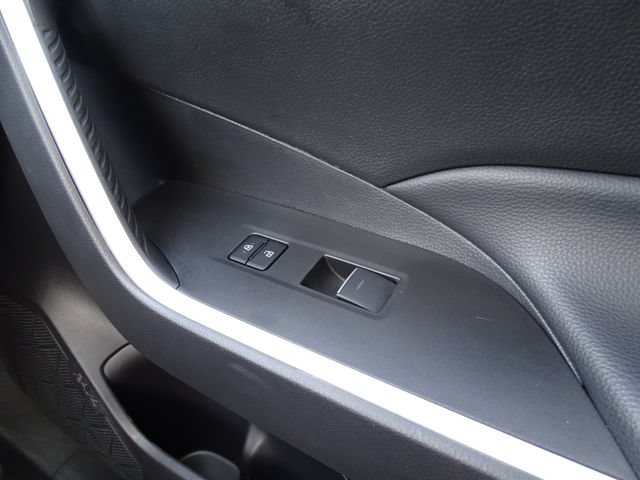 Used 2025 Toyota RAV4 XLE Premium AWD/4WD image 10